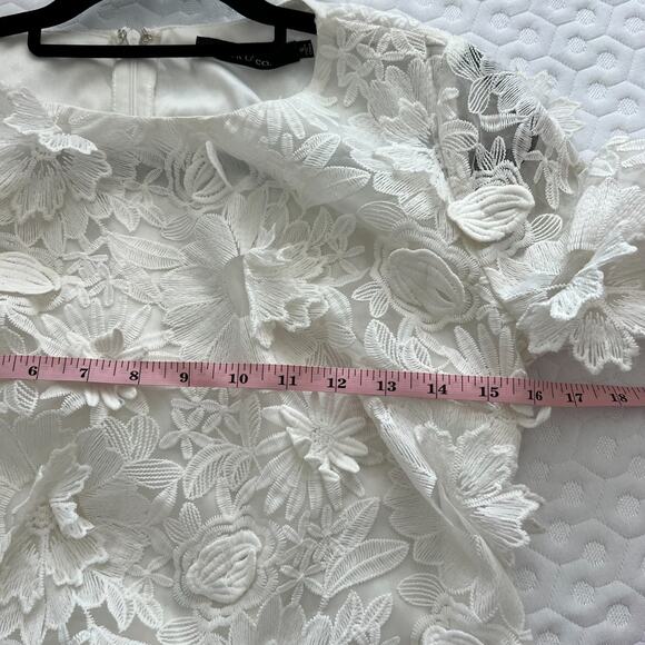Ark & Company Floral Lace White Dress Size Small - Picture 6 of 11